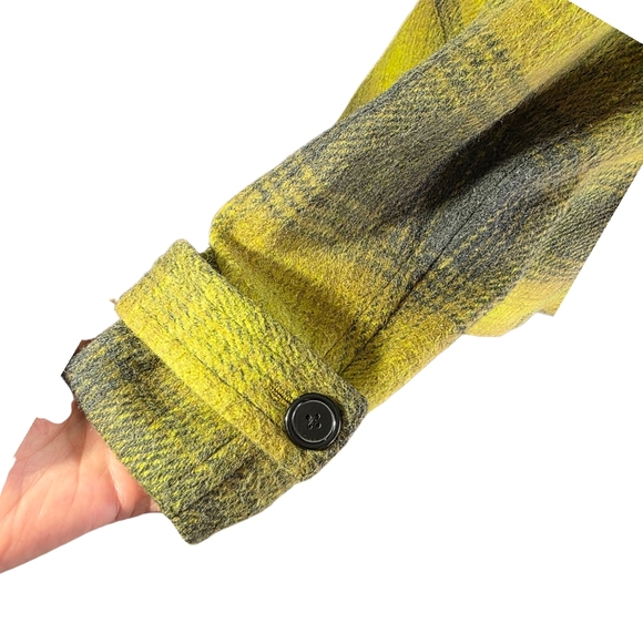 Coldwatwr Creek Wool-Blend Plaid Toggle Coat Womens Size 14 - Picture 9 of 11